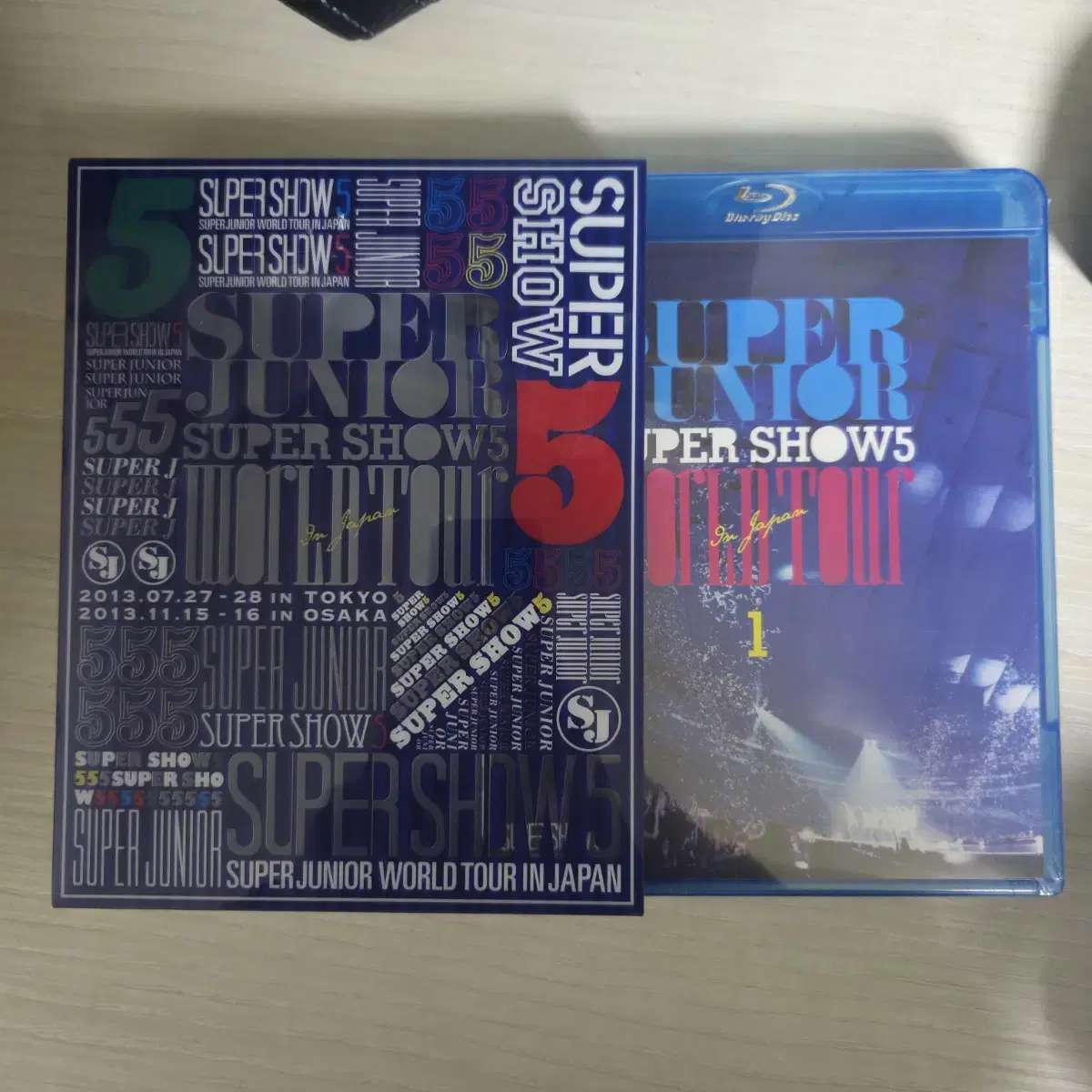 【DVD】【新品未使用未開封】SUPER SHOWスーパージュニア DISCOGRAPHY | SUPER JUNIOR（スーパージュニア）JAPAN OFFICIAL